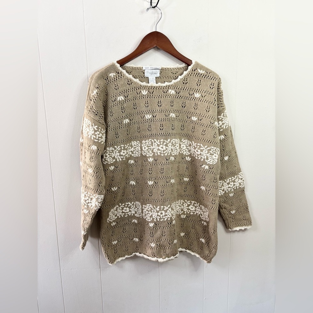 Van Heusen sweater vintage beige taupe knit hand-embroidered floral size L